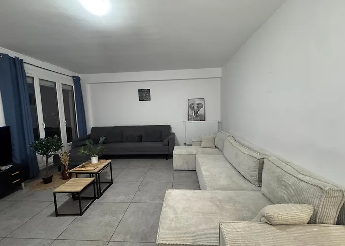 Appartamento Le Spacieux - Circuit - Parking - 8 Personnes - Reve Au Mans